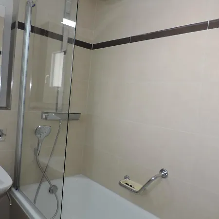 Sursilvana 18 Apartment *