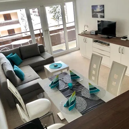 Sursilvana 18 Apartment